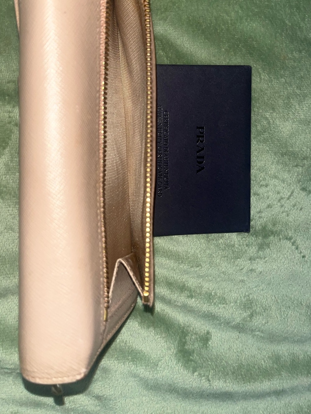 authentic Prada Saffiano Leather Bow Flap with removable Chain Wallet - Picture 11 of 12